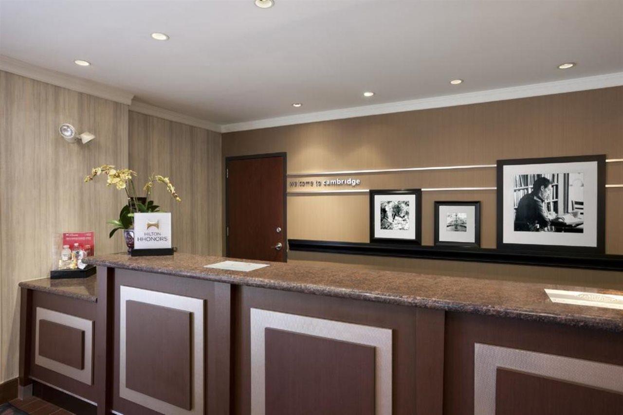 Hampton Inn Кембридж Екстер'єр фото