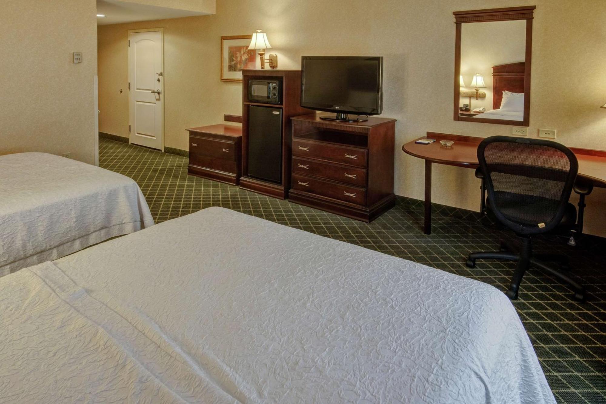 Hampton Inn Кембридж Екстер'єр фото